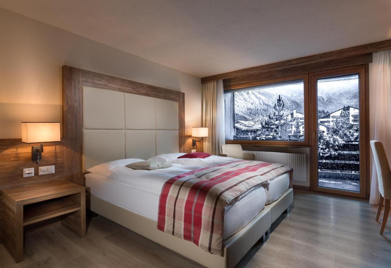 Hotel Ambassador Zermatt Exterior foto
